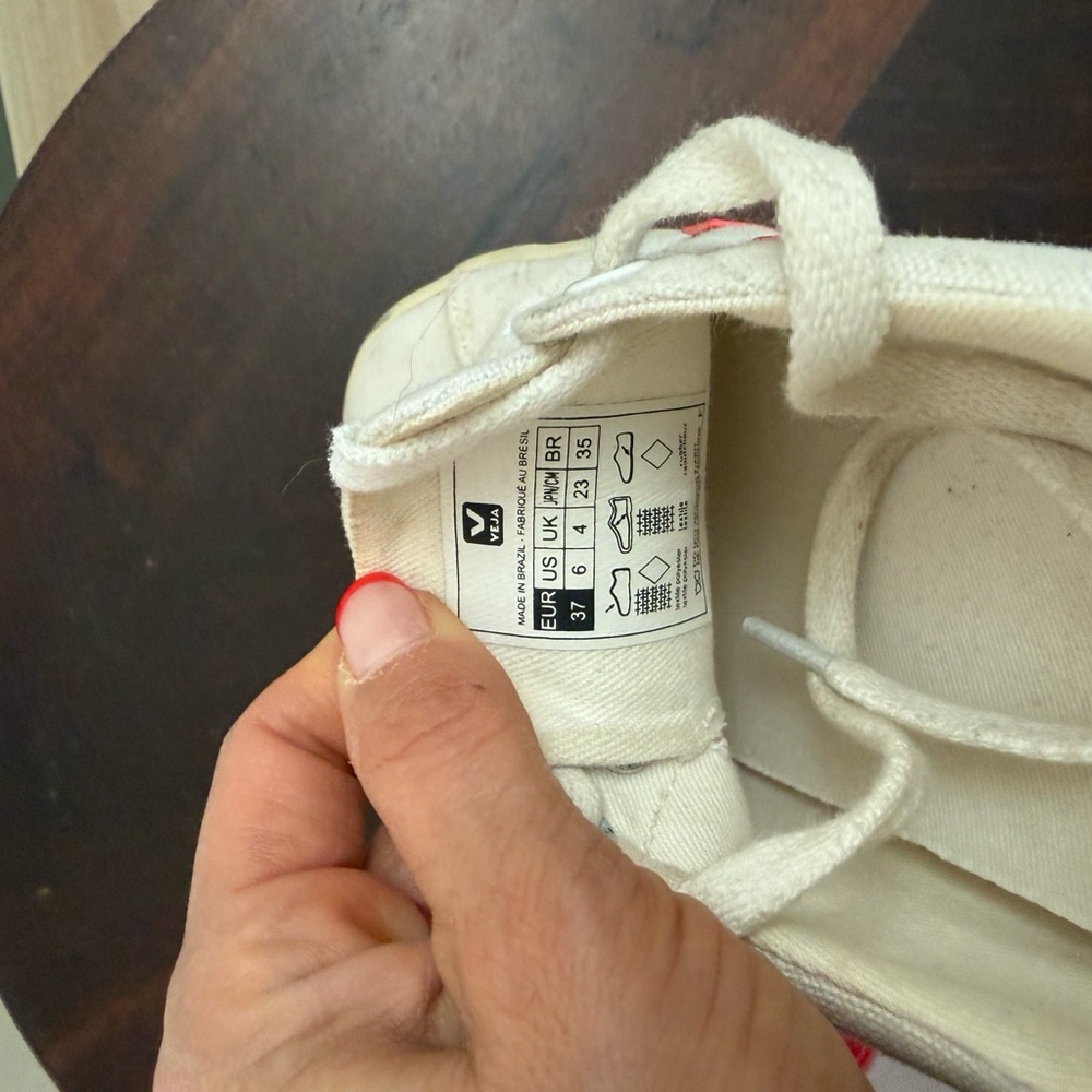 Veja Women's Canvas Sneakers - Picture 5 of 7